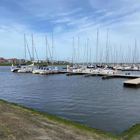 Daire Apartment Nieuwpoort Near Beach & Marina *